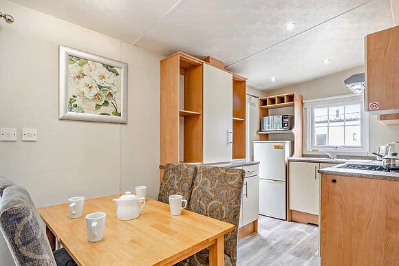 Bronze 3 Bedroom Caravan, Sleeps 5. With parking P, Bronze 3 Bedroom Caravan, Sleeps 5. With parking - Vauxhall Holiday Park, Great Yarmouth