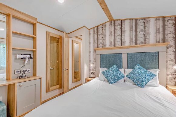 Bronze Premium Caravan with ensuite - Vauxhall Holiday Park, Great Yarmouth