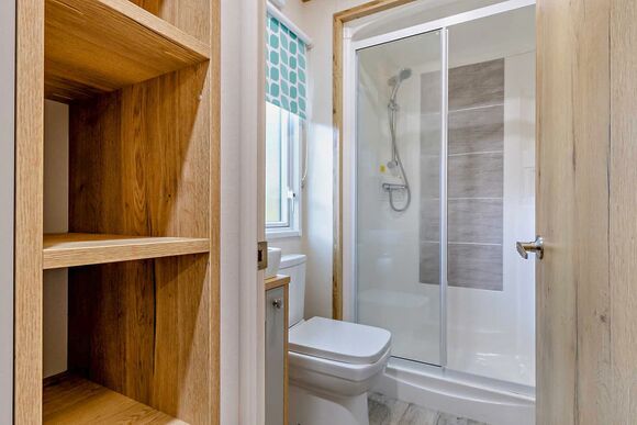 Bronze Premium Caravan with ensuite - Vauxhall Holiday Park, Great Yarmouth