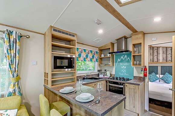 Bronze Premium Caravan ensuite P, Bronze Premium Caravan with ensuite - Vauxhall Holiday Park, Great Yarmouth