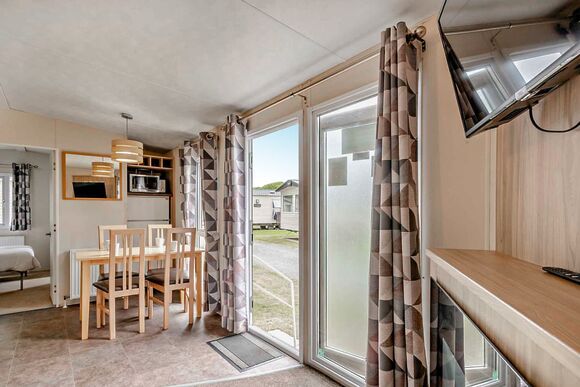 Gold 3 Bedroom Caravan, Sleeps 6 - Vauxhall Holiday Park, Great Yarmouth