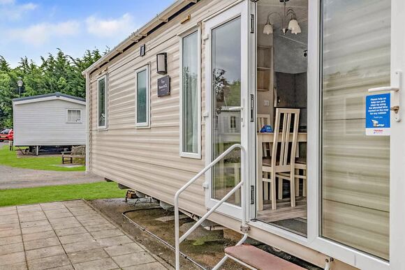 Gold Premium Caravan with ensuite - Vauxhall Holiday Park, Great Yarmouth