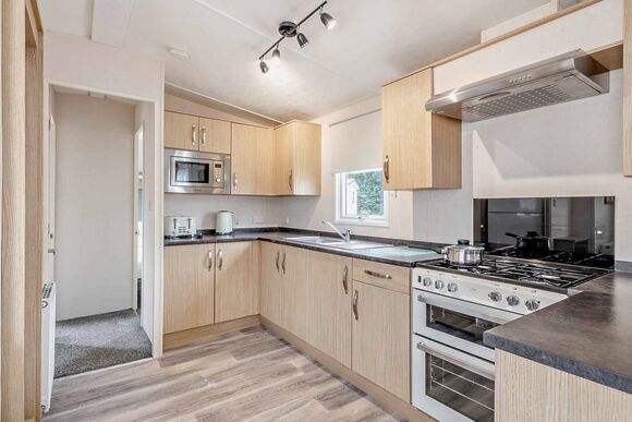 Gold Premium Caravan with ensuite - Vauxhall Holiday Park, Great Yarmouth