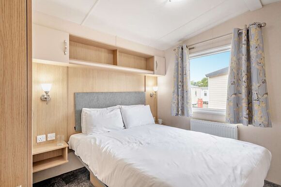 Gold Premium Caravan with ensuite - Vauxhall Holiday Park, Great Yarmouth