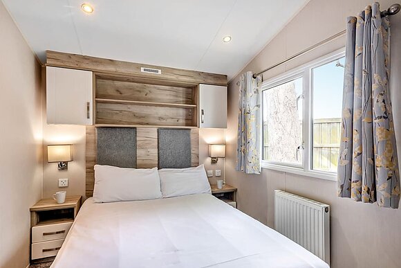 Silver 3 Bedroom Caravan, Sleeps 8 P, Silver 3 Bedroom Caravan, Sleeps 8 - Vauxhall Holiday Park, Great Yarmouth