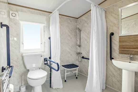 Gold 2 Bedroom Accessible Caravan, Sleeps 6 - Vauxhall Holiday Park, Great Yarmouth