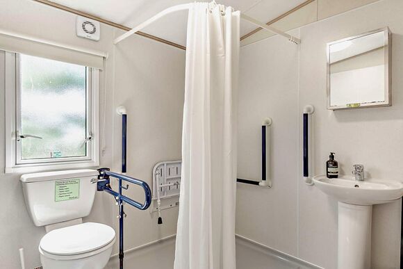 Gold 2 Bedroom Accessible Caravan, Sleeps 6 - Vauxhall Holiday Park, Great Yarmouth