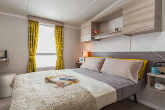 Sage Caravan 3 (Pets Welcome) - Viewfield Manor Holiday Park, Kilwinning,