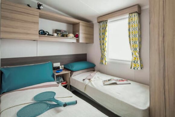 Sage Caravan 3 (Pets Welcome) - Viewfield Manor Holiday Park, Kilwinning,