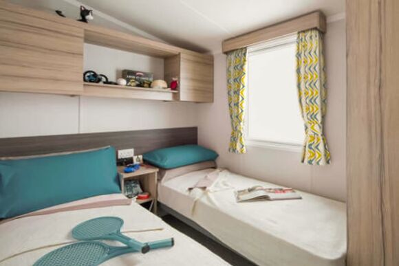 Ivy Caravan 3 - Viewfield Manor Holiday Park, Kilwinning,