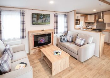 Sublime Caravan 2 - Oakdene Forest, St Leonards, Ringwood