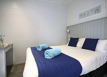 Superior Lodge Plus 4 (Pet) - Oakdene Forest, St Leonards, Ringwood