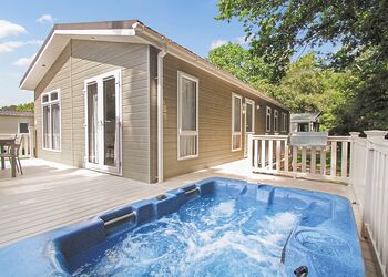 Signature Lodge 3 - Oakdene Forest, St Leonards, Ringwood