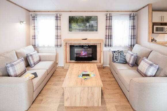 Sublime Caravan 2 - Oakdene Forest, St Leonards, Ringwood