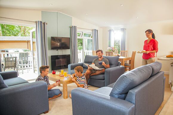 Signature Lodge 3 (Pet) - Oakdene Forest, St Leonards, Ringwood