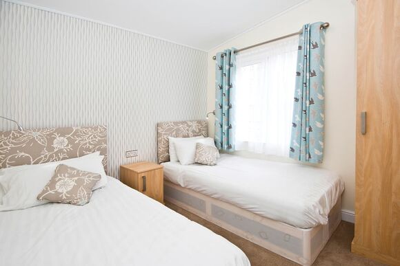 Signature Lodge 3 (Pet) - Oakdene Forest, St Leonards, Ringwood