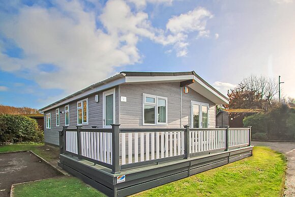 Superior Lodge Plus 2 (Pet) - Oakdene Forest, St Leonards, Ringwood
