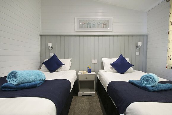 Superior Lodge Plus 2 (Pet) - Oakdene Forest, St Leonards, Ringwood