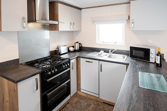 Supreme 3 (Pet) - Oakdene Forest, St Leonards, Ringwood