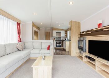 Colorado - Loch Ness Highland Resort, Fort Augustus