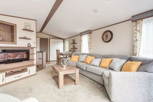 Highlander Holiday Home VIP - Loch Ness Highland Resort, Fort Augustus