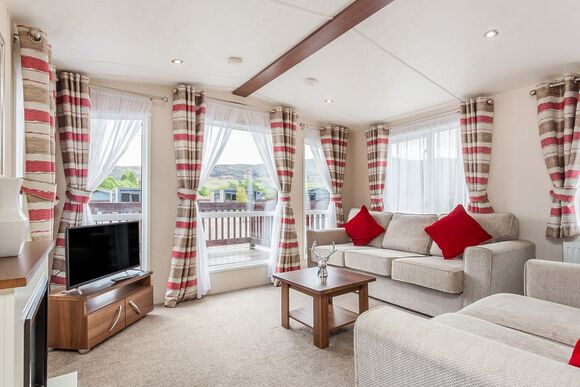 The Ness - Loch Ness Highland Resort, Fort Augustus