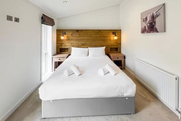 Sanctuary Pathfinder - Loch Ness Highland Resort, Fort Augustus
