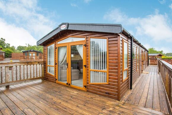 Loch Ness Lodge Retreat