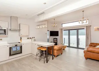 Great Glen Lodge VIP - Loch Ness Highland Lodges, Invermoriston