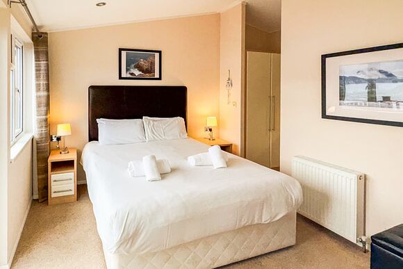 Moorings Centre Lodge VIP - Loch Ness Highland Lodges, Invermoriston