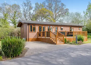 Wareham Forest Lodge Retreat, Holton Heath