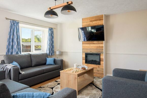 Superior Lodge with decking - Warmwell, Near Weymouth