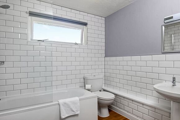 Superior Lodge with decking - Warmwell, Near Weymouth