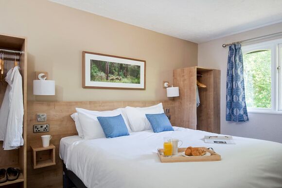 Superior Lodge with parking, ensuite & decking - Warmwell, Near Weymouth