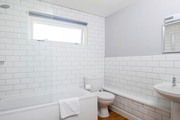 Superior Lodge with parking, ensuite & decking - Warmwell, Near Weymouth