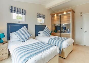 Typical Escape Spa 7 