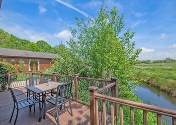 Escape Spa 1 - Waveney River Centre, Burgh St Peter, Beccles