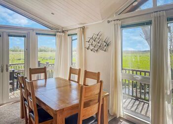 Escape Spa 1 - Waveney River Centre, Burgh St Peter, Beccles