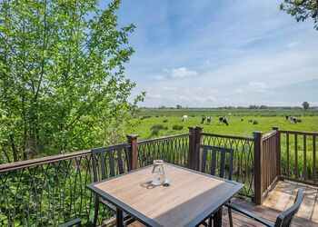 Escape Spa 1 - Waveney River Centre, Burgh St Peter, Beccles