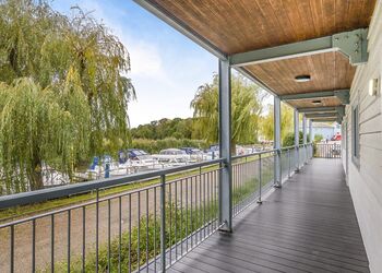 Burgh Staithe Spa - Waveney River Centre, Burgh St Peter, Beccles