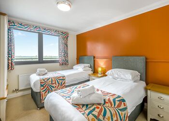 Burgh Staithe Spa - Waveney River Centre, Burgh St Peter, Beccles