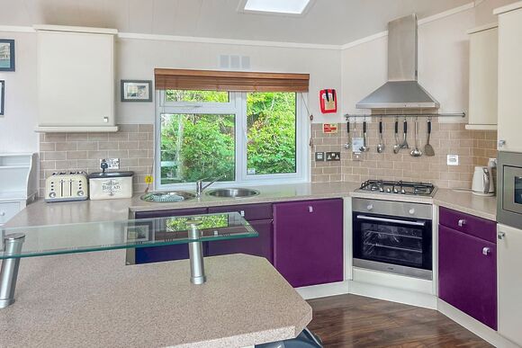 Escape Spa 7 - Waveney River Centre, Burgh St Peter, Beccles