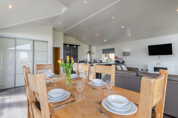 Escape Spa 10 - Waveney River Centre, Burgh St Peter, Beccles