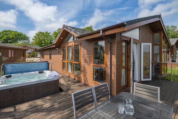 Escape Spa 10 - Waveney River Centre, Burgh St Peter, Beccles