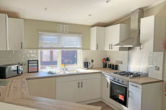 Retreat 6 - Waveney River Centre, Burgh St Peter, Beccles