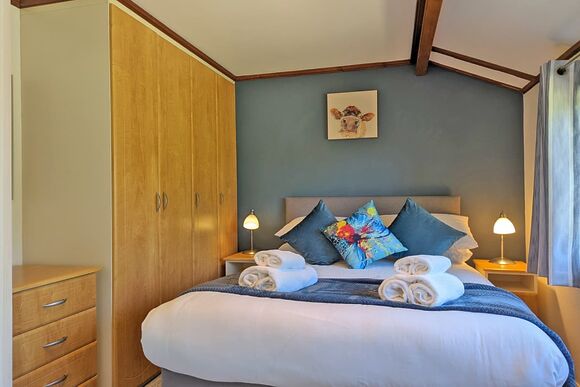 Retreat 5 - Waveney River Centre, Burgh St Peter, Beccles