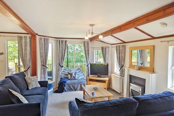 Retreat 5 - Waveney River Centre, Burgh St Peter, Beccles