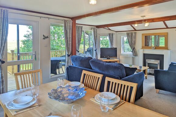 Retreat 5 - Waveney River Centre, Burgh St Peter, Beccles