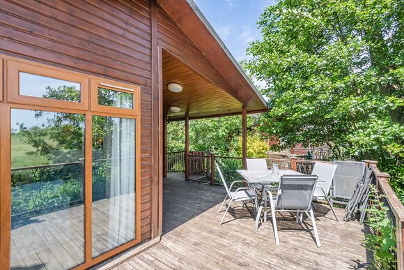 Retreat Spa 2 - Waveney River Centre, Burgh St Peter, Beccles