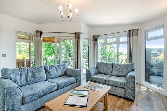 Retreat Spa 2 - Waveney River Centre, Burgh St Peter, Beccles